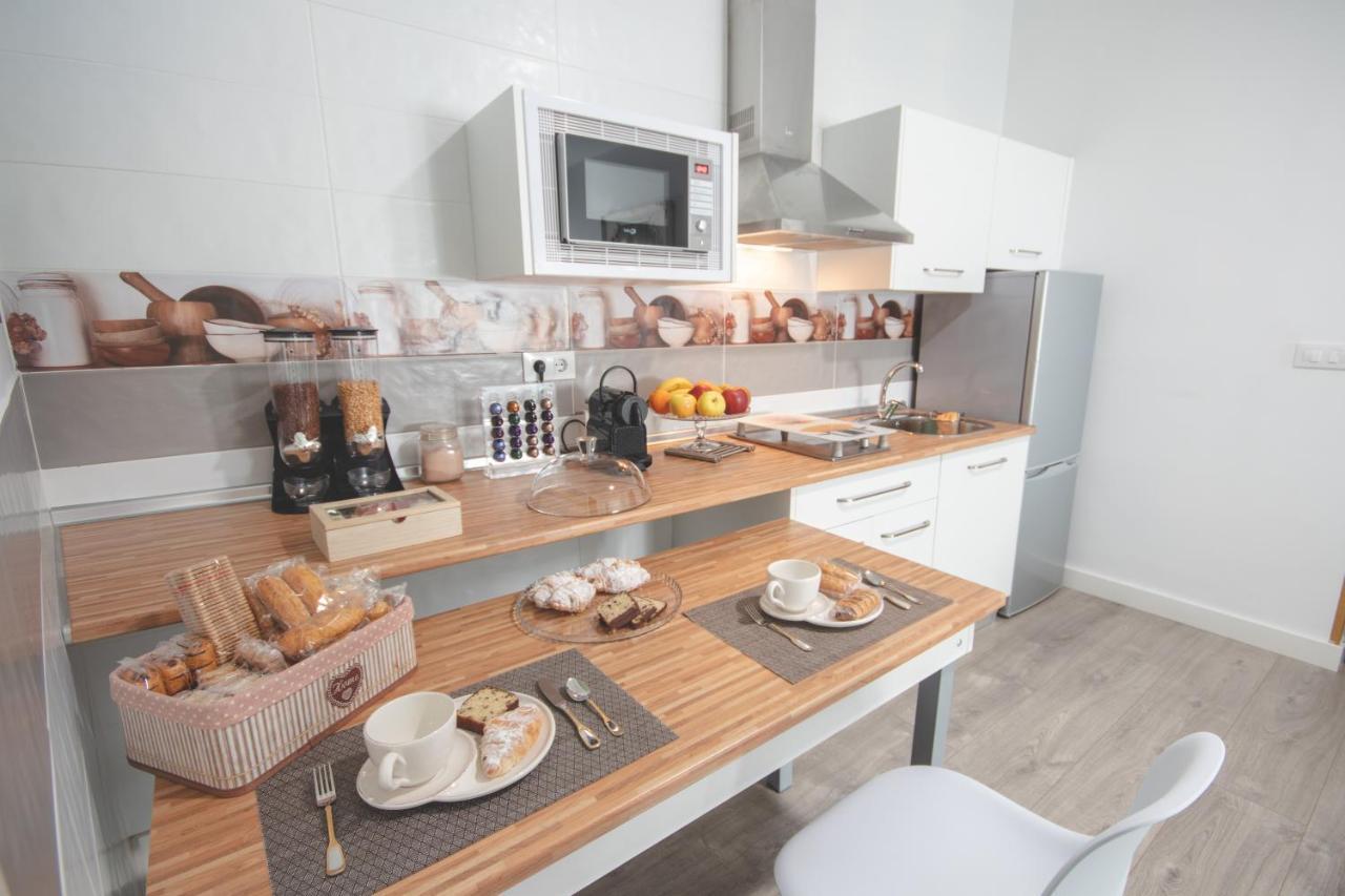 Apartamentos Coso De San Albin Мерида Экстерьер фото