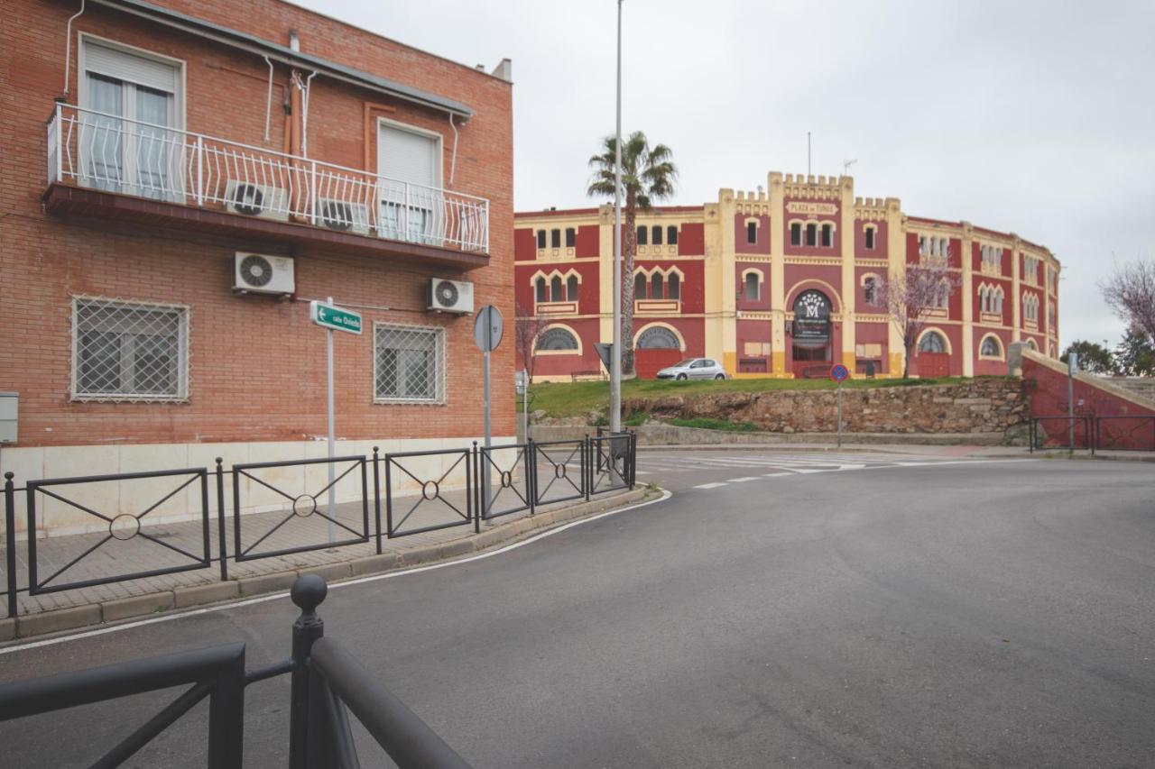 Apartamentos Coso De San Albin Мерида Экстерьер фото